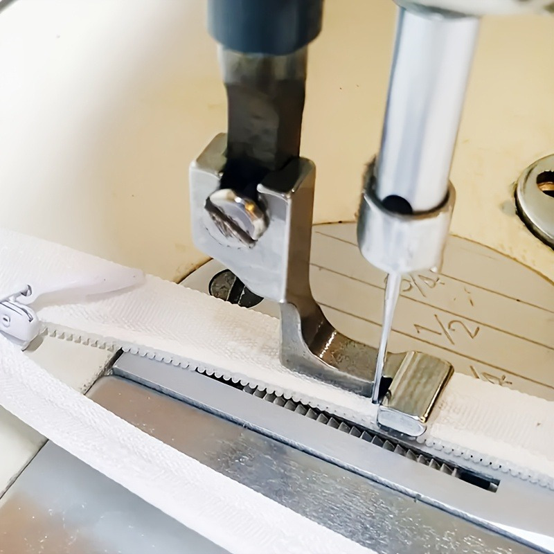 Industriële stalen T168 naaima - Sewing Factory recensie en prijs
